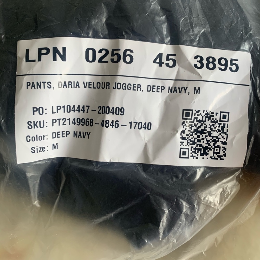 FABLETICS Navy Blue Set - Picture 3 of 7